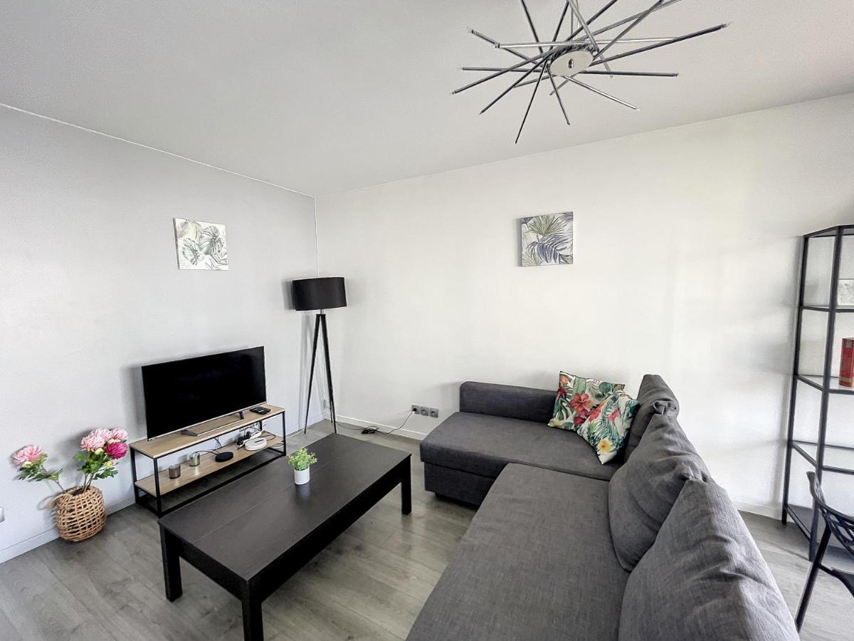 City & Cosy, Lyon Charcot- Wifi - Lave Linge - Balcon - Parking Lião Exterior foto