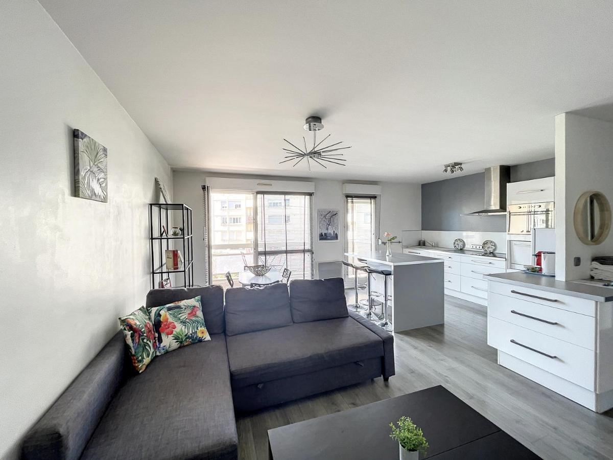 City & Cosy, Lyon Charcot- Wifi - Lave Linge - Balcon - Parking Lião Exterior foto