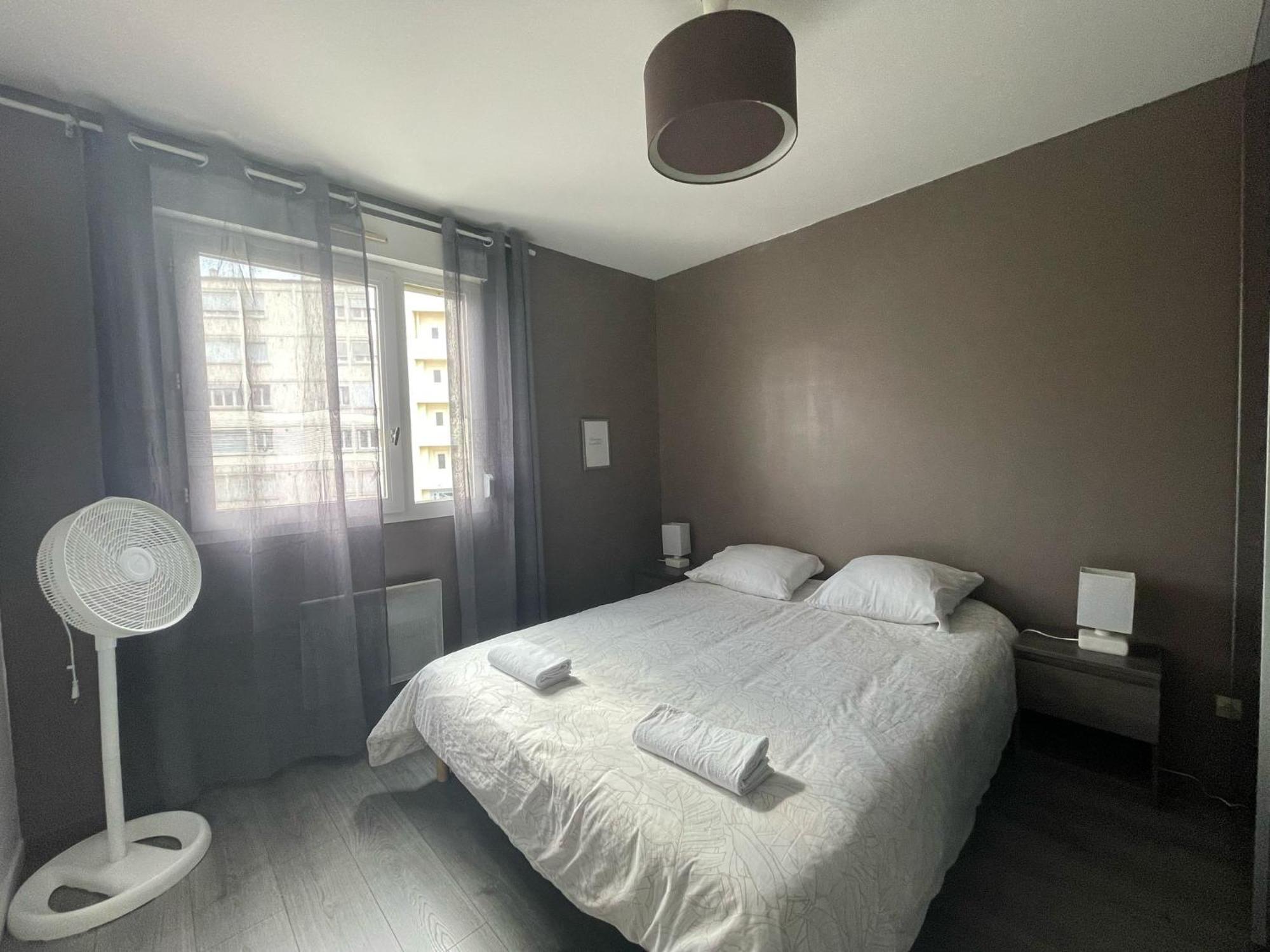 City & Cosy, Lyon Charcot- Wifi - Lave Linge - Balcon - Parking Lião Exterior foto