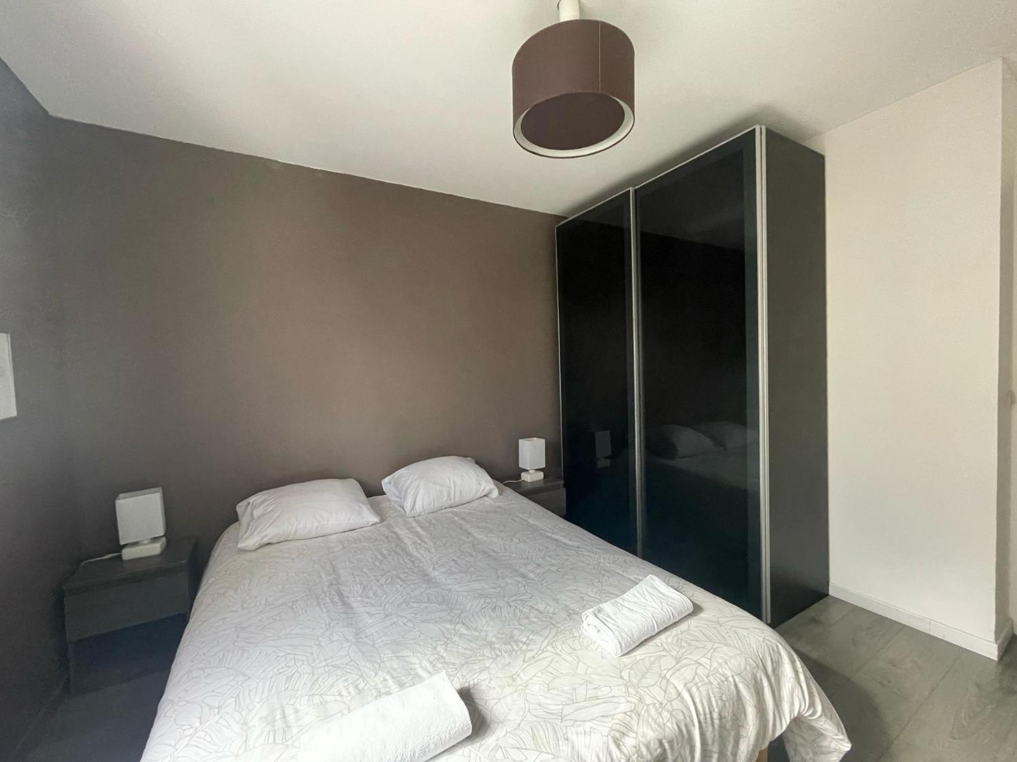City & Cosy, Lyon Charcot- Wifi - Lave Linge - Balcon - Parking Lião Exterior foto